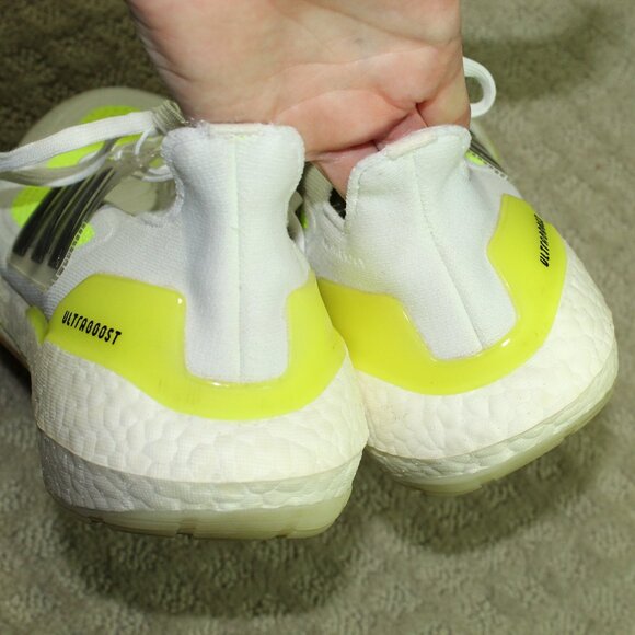 Size 9.5 - adidas UltraBoost 21 White Solar Yellow Athletic Shoes FY0377 - Picture 5 of 6